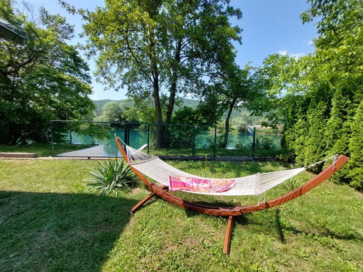 La Reina Una Bihac Exterior photo