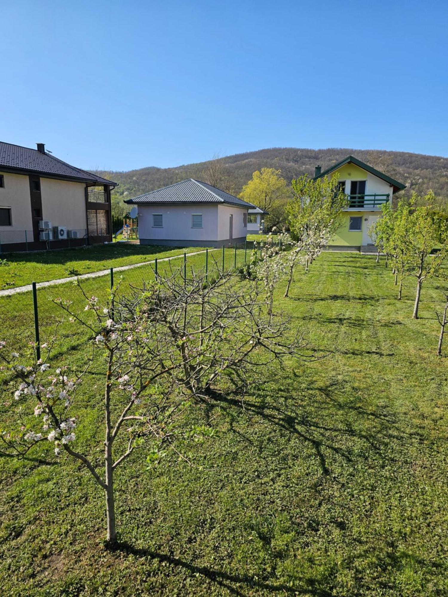 La Reina Una Bihac Exterior photo